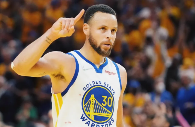 科尔谈 NBA 领导力：乔丹高效激励，邓肯与库里如 “共情灯塔”