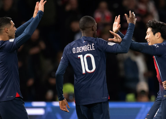 巴黎圣日耳曼：法甲赛场的“王者征途”