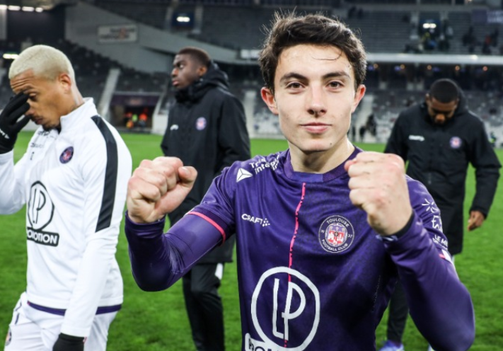 图卢兹：法甲赛场的“韧性逆袭者”