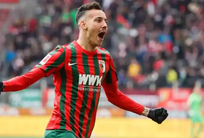 奥格斯堡：德甲中游的“逆袭者”与“坚韧者”