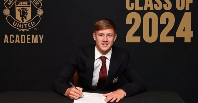 马尔穆什晒照庆晋级 伤缺仍与埃及同心