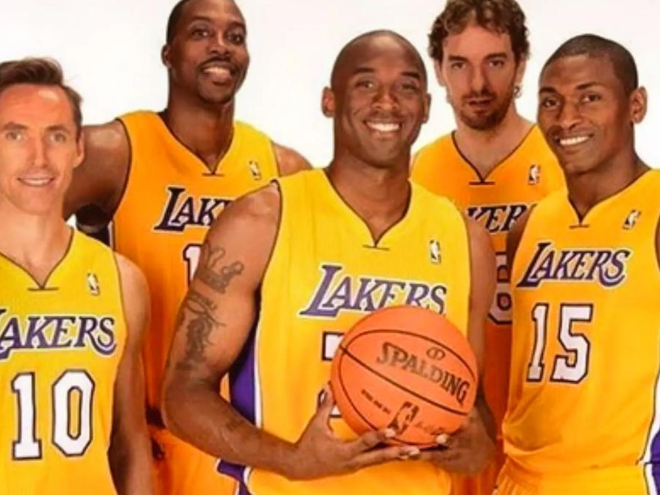 湖人季前赛：磨合中寻光，困境里突围