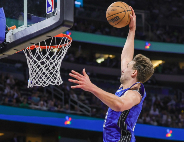 魔术季前赛：青春风暴席卷，新赛季剑指东决