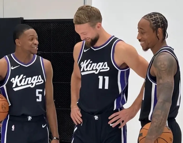 国王季前赛：新阵磨合中的黑马曙光