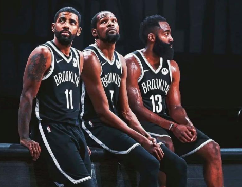 篮网：季前赛的破局与新生