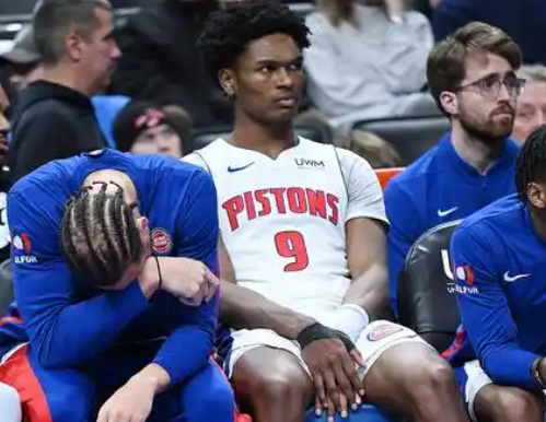 活塞：逆境重生，铸就钢铁之师