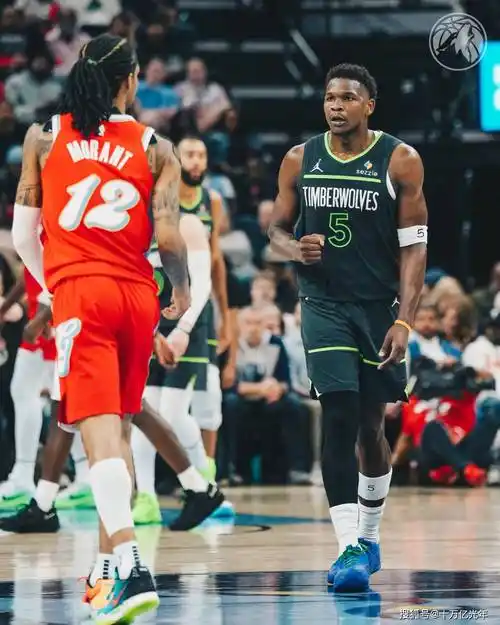 爱德华兹狂轰41分创队史纪录！森林狼逆转开拓者斩获赛季首胜​​