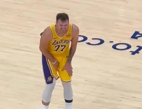 紫金王朝的逆袭密码：湖人以青春风暴破局