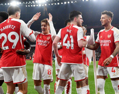 欧冠狂飙：阿森纳的破局与征服新篇