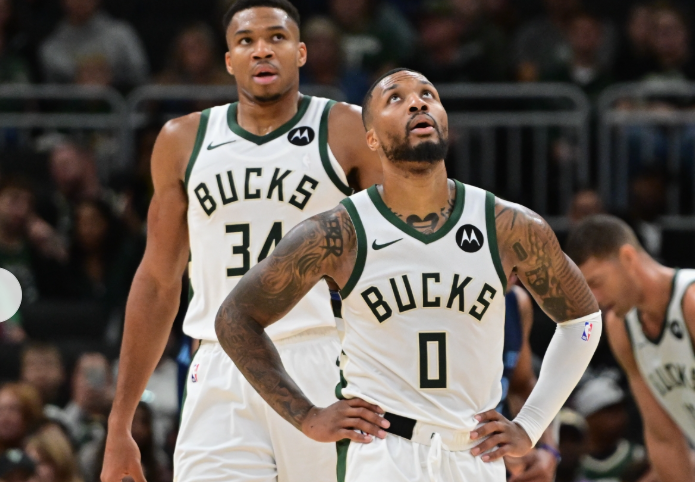 40+14+9 空砍!字母哥创 79 年神迹,雄鹿 18 分逆转功亏一篑