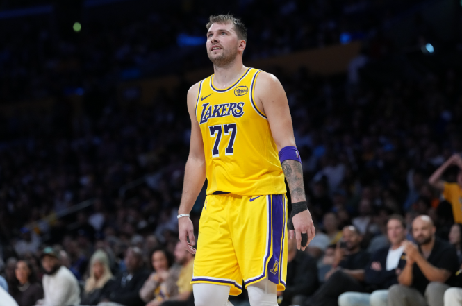 湖人遭遇伤病潮，今日战国王仅9人可用，5名球员缺阵