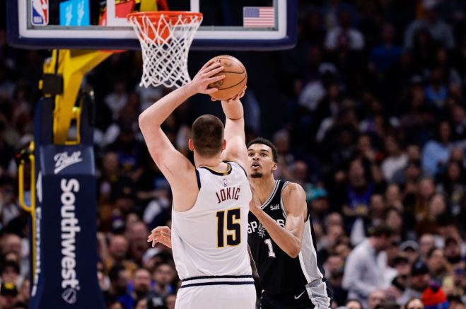 武圣发布大胆预测：独行侠/勇士总决赛，约基奇MVP 文班DPOY 库明加MIP