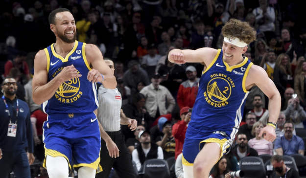 库里盛赞波杰姆斯基：全面表现助勇士连胜