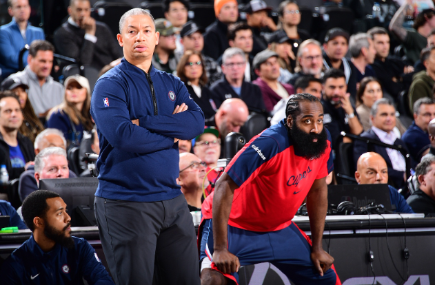 快船负勇士：罕见数据揭进攻颓势