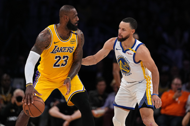 库里：詹姆斯激励我对待职业每一步