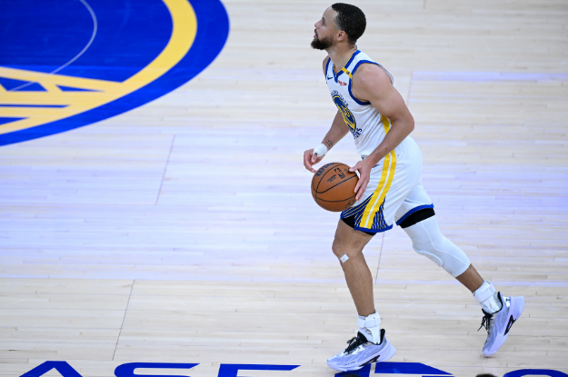 库里作客播客 赞科尔体系愿无球掩护