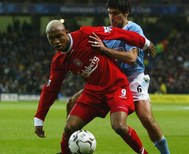 前利物浦前锋迪乌夫陷抚养费风波