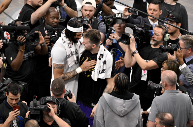 独行侠未来困局：选秀权告急 重建与争冠两难