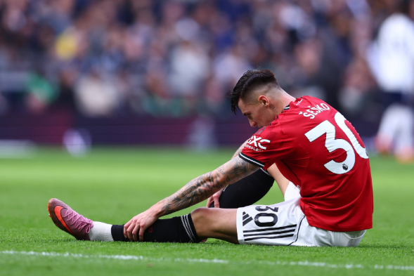 曼联伤病快报：舍什科无碍 休赛期各有安排