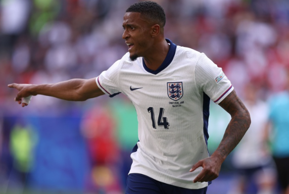 孔萨：在英格兰队，标准由每个人守护