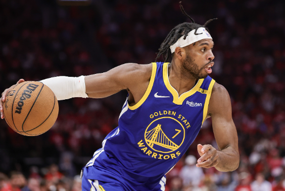 21次失误引警惕！科尔严治军为勇士敲警钟