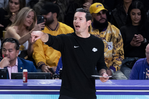 雷迪克谈湖人首发：在磨合中稳步前行