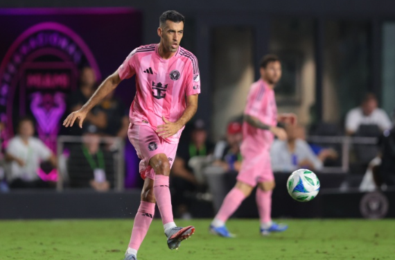 布斯克茨：以冠军告别，为足球谋远