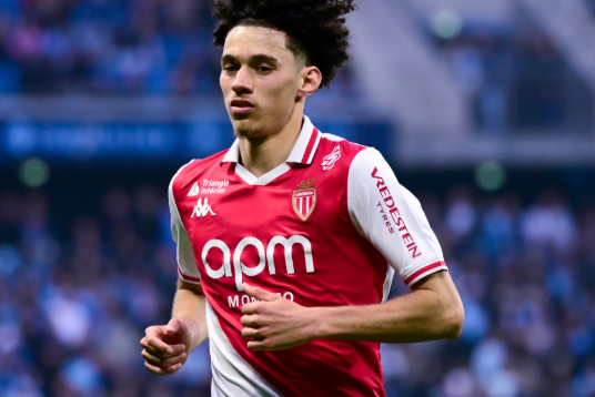 天才待价而沽！阿克利乌舍的豪门之路