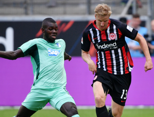 法兰克福：欧冠赛场的“逆袭与坚守”