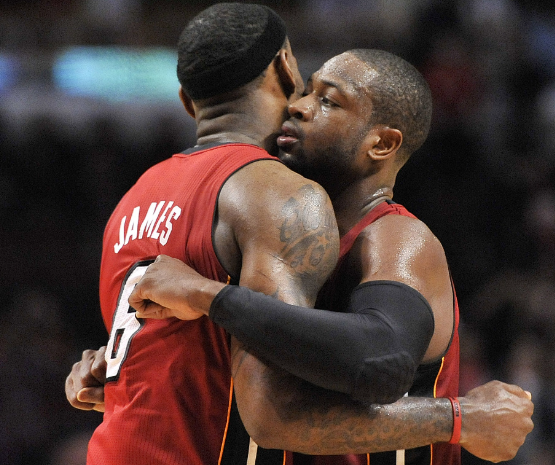 韦德谈GOAT之争：比较乔丹与詹姆斯毫无意义