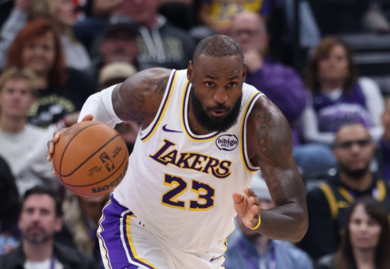 全明星预测出炉：豪强领衔，边缘战白热化