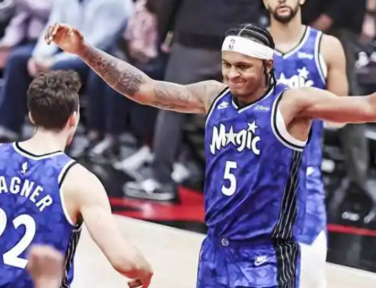 魔术：从重建到崛起的青春风暴