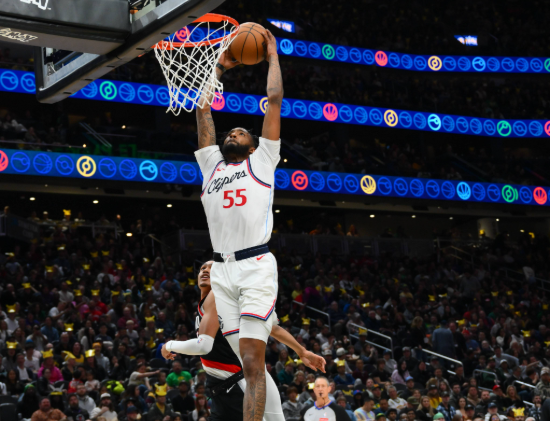 快船：在风暴中寻找航向的“银河战舰”