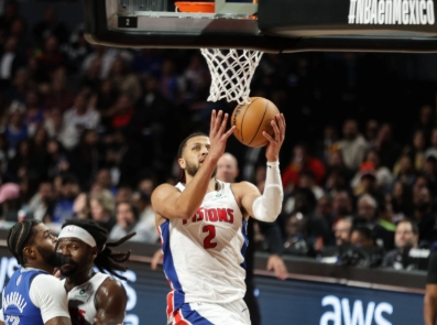 东部榜首激战西部黑马：活塞主场能否延续强势？