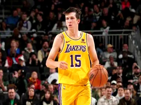 湖人：荣耀征途上的跌宕与坚守