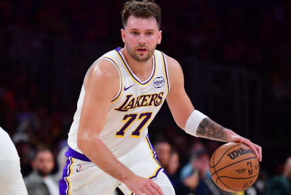 东契奇：初为父的三双，累却滚烫