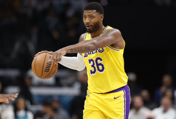 斯玛特续缺湖人遇考验 雷迪克盼其NBA杯复出