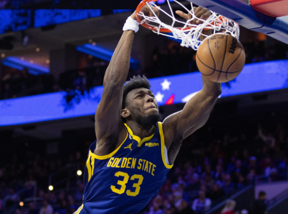 勇士补侧翼！莱昂斯接过33号球衣