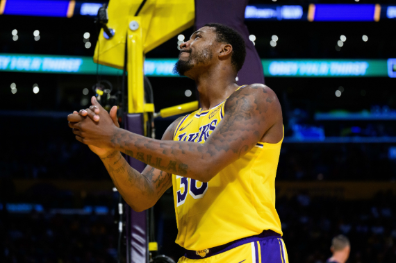 斯玛特：湖人，让我重获新生