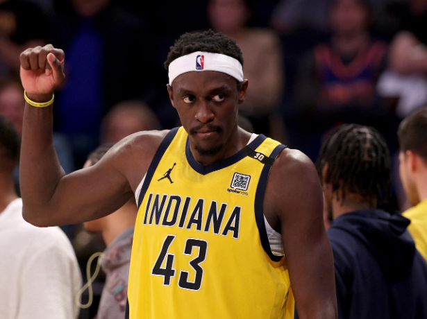 步行者：逆境中探寻曙光，团队篮球绽放光芒