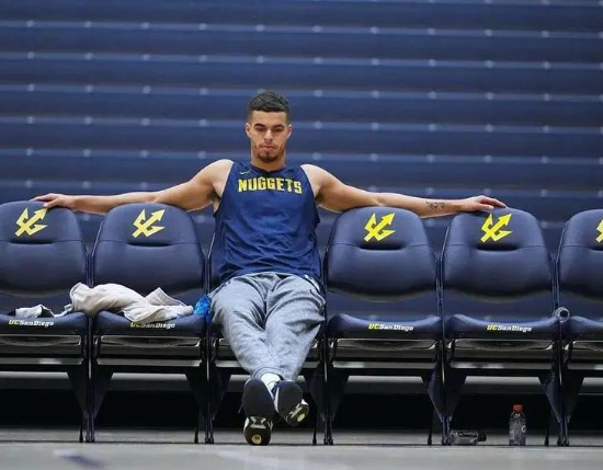 掘金：逆境中铸就的钢铁之师