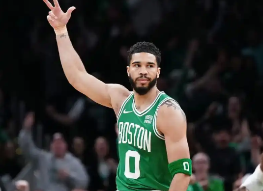 凯尔特人：逆境中奏响奋进之歌