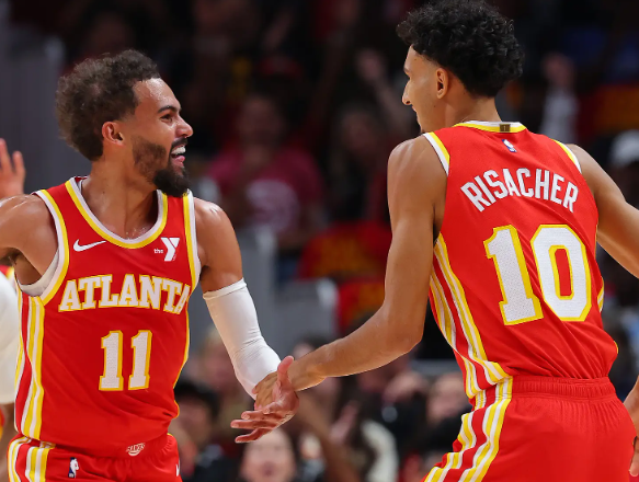 老鹰振翅：在逆风中追寻翱翔轨迹