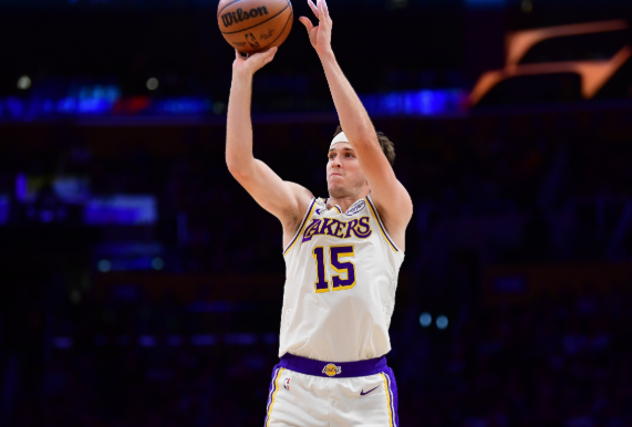 首发成短板，湖人该换阵了