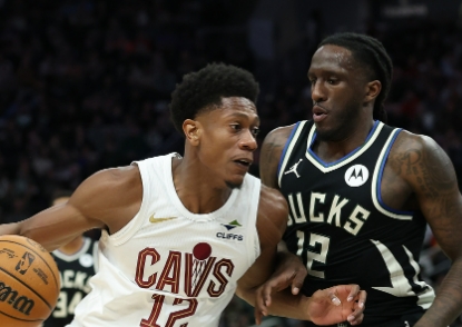 寒夜鏖兵：篮网主场能否击退低迷雄鹿？