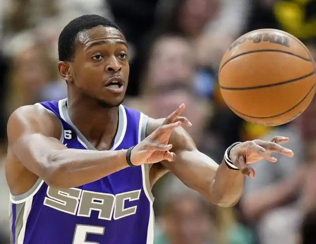 国王：在挣扎中探寻破局曙光