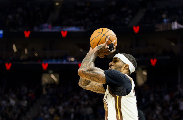 勇士战开拓者再遇变数，小佩顿因病缺阵