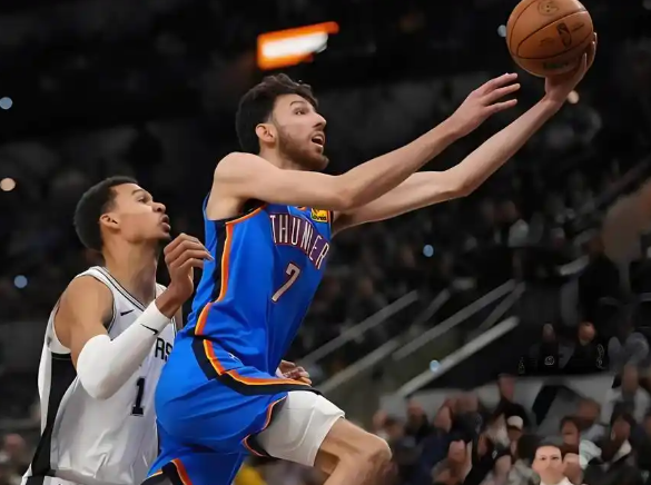 马刺：逆境突围，书写黑马传奇