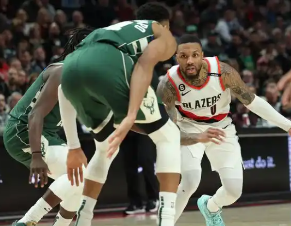 雄鹿：逆风中探寻复兴曙光