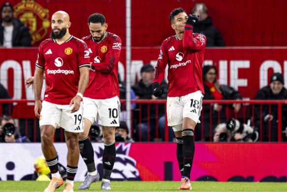 屋漏逢雨！曼联四主力缺阵，客战维拉堪忧